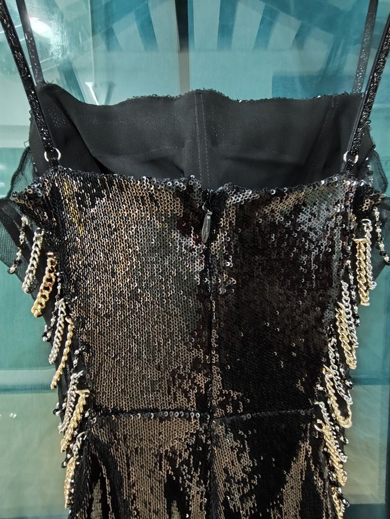 Elegant High-Waist Bodycon Evening Dress With Sheer Side Cutouts & Metallic Chains - Sexy Backless Long Gown For Parties, Banquets & Special Occasions_voghion.com