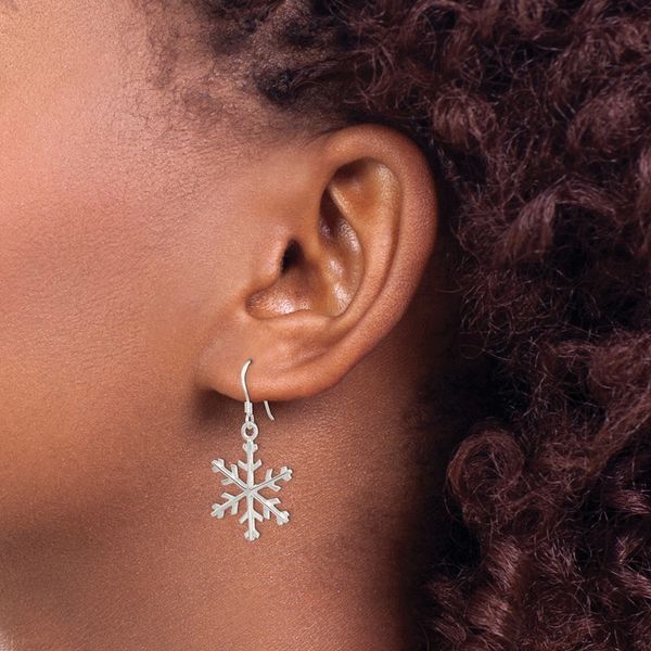 Sterling Silver Snowflake Dangle Earrings_voghion.com