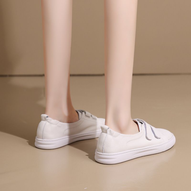 Zapatillas blancas de primera capa de piel de vaca con cinta mágica, zapatillas planas informales sin cordones para verano 2025 para mujer._voghion.com