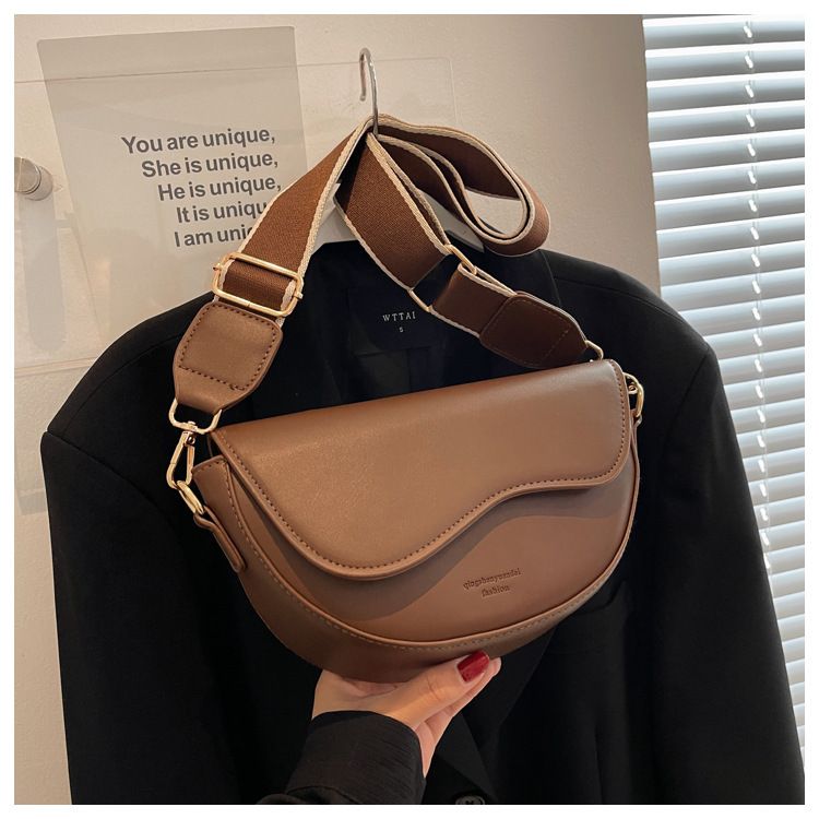 Neue vielseitige kleine Unterarm-Satteltasche mit einer Schulter für Damen, Umhängetasche für Pendler_voghion.com