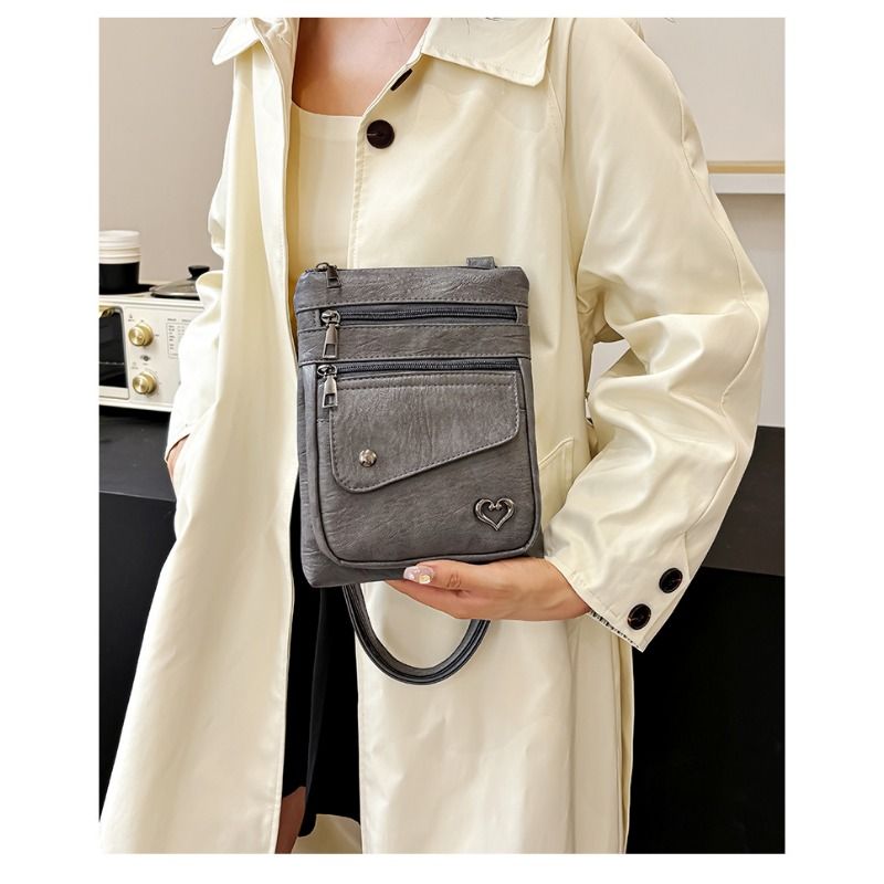 Nova bolsa para celular com tela grande 2025, mochila pequena feminina de couro macio, bolsa de ombro e transversal, bolsa para troca de viagem e lazer ao ar livre_voghion.com