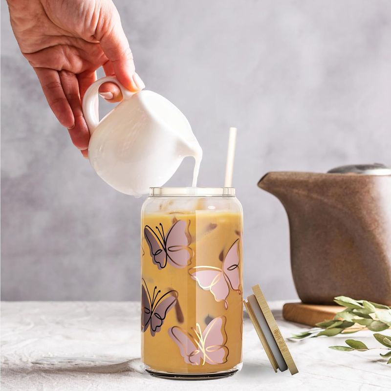 Moderner, minimalistischer Glasbecher mit Bambusdeckel – 16 oz Borosilikat-Schmetterlingsdesign, auslaufsicher und umweltfreundlich (Eiskaffee/Tee/Schaumgetränk)_voghion.com