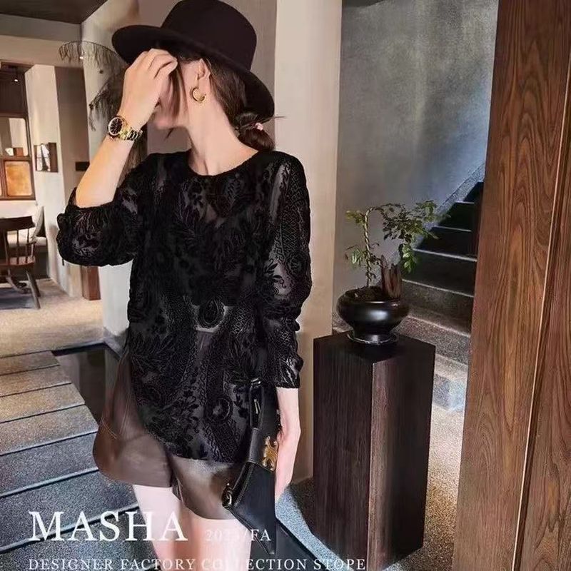 Maglietta a maniche lunghe da donna, nuovo stile primaverile ed estivo, maglietta di alta qualità con base in pizzo cavo, top floccato in rete di alta qualità_voghion.com