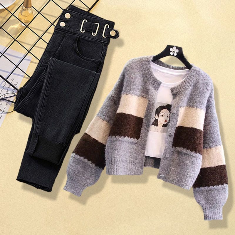 Conjunto de dos piezas para mujer: cárdigan de punto con bloques de color y vaqueros de cintura alta, conjunto informal inspirado en el té (M-4XL)_voghion.com