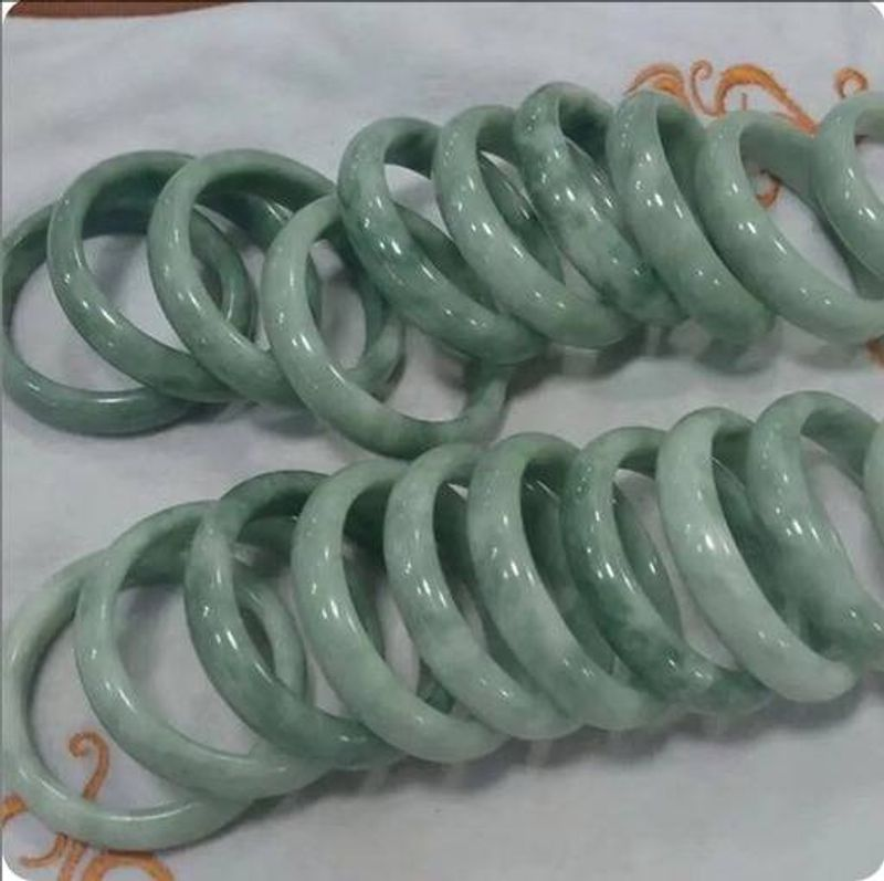 Echt Jaeite Natürliche Eis Grün Jae Armreif Original Zertifiziert Armband Für Frauen Freies Verschiffen Großhandel Geschenke_voghion.com