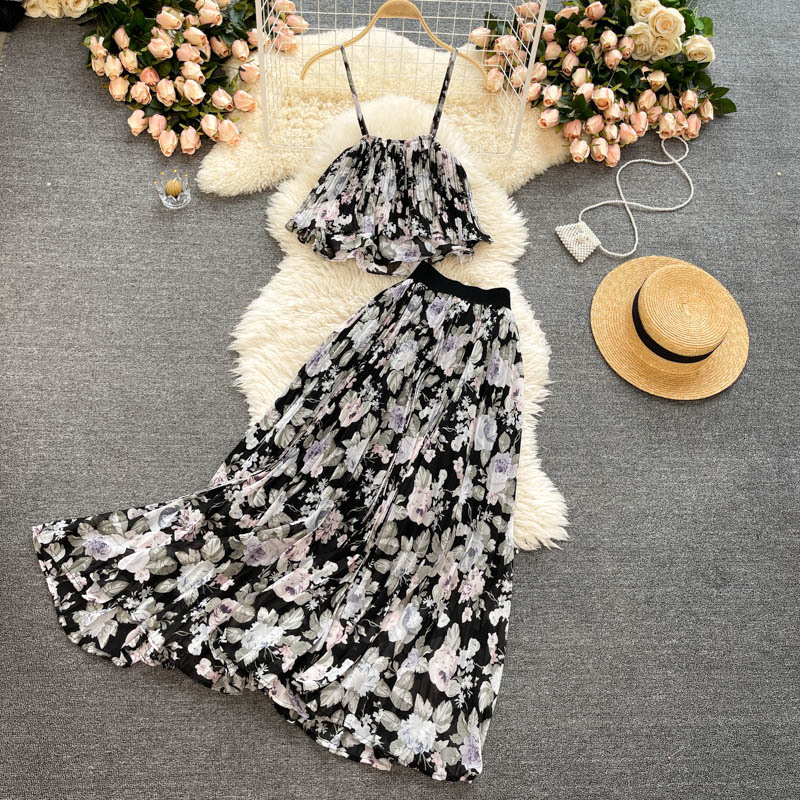 Damen-Urlaubsanzug mit Hosenträgern, kurzes Oberteil für Frauen, schwere Industrie, plissierter Chiffonrock, süßes Blumenmuster, zweiteilig_voghion.com