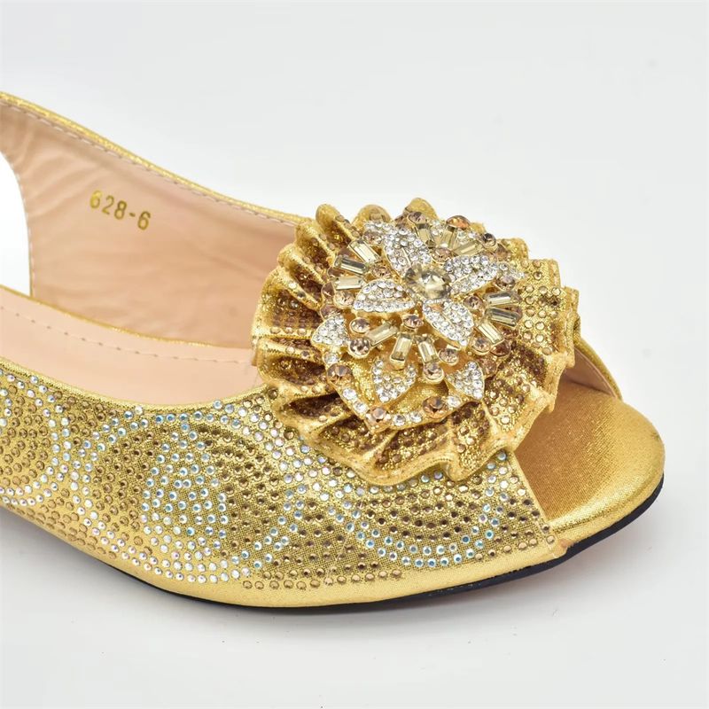 Women's low heeled sandals with evening bag matching drill button_voghion.com
