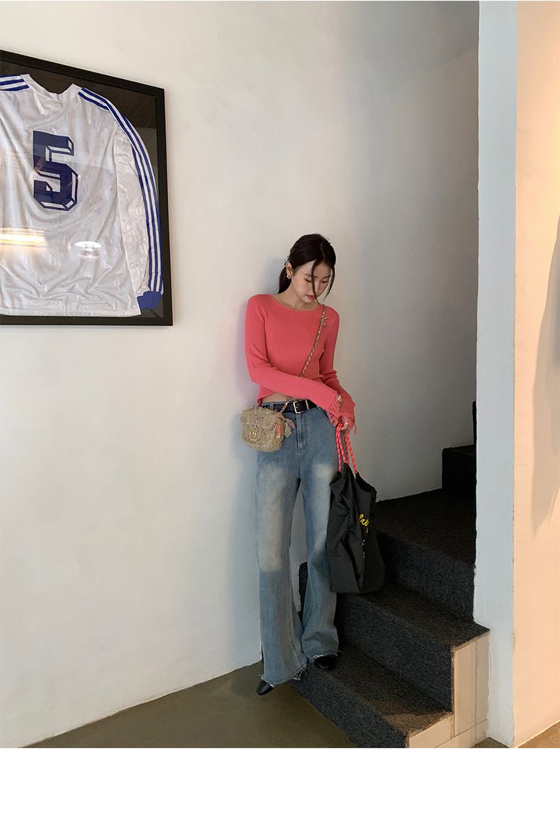 Pull court en maille à col rond et poignets à pompons pour femme, coupe ajustée. Aucun retour ni échange._voghion.com