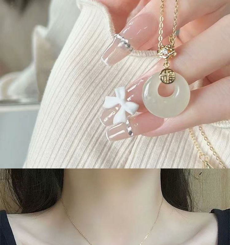 Pendentif circulaire tendance en titane, niche, simple, tendance, polyvalent, collier en acier titane pour femme 3066_voghion.com