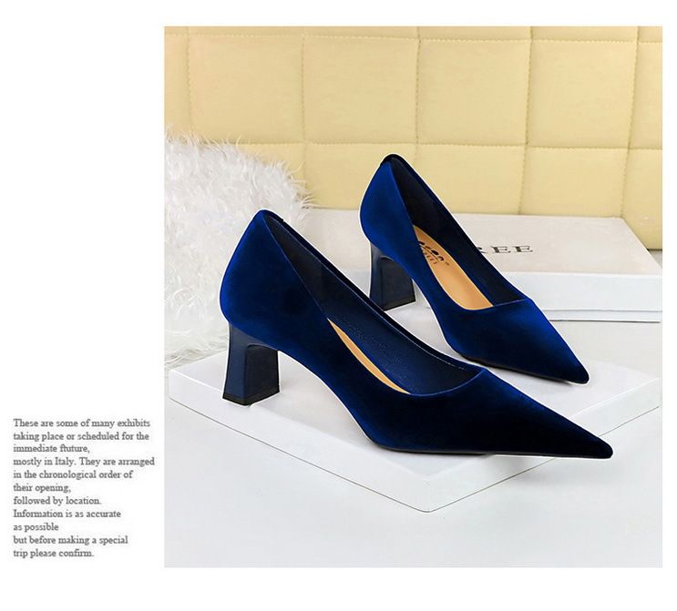 6188-9 Zapatos sencillos de moda para banquetes, de tacón alto y grueso, de gamuza y terciopelo del oeste, con boca poco profunda y puntiagudos_voghion.com