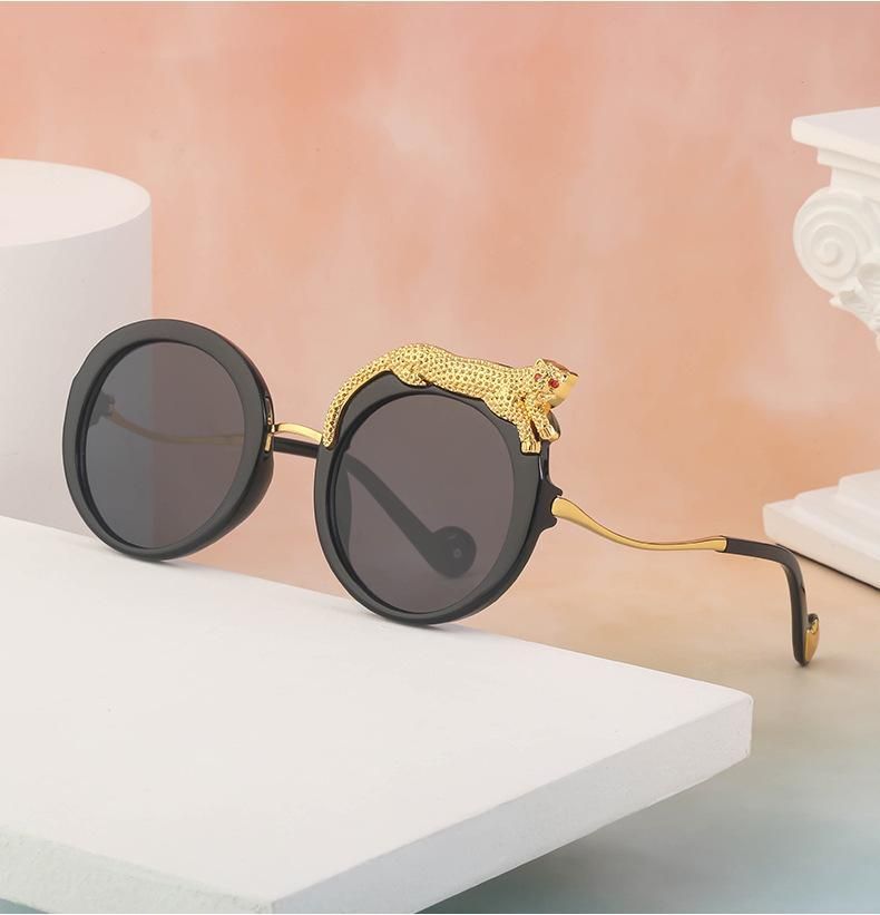 Punk leopard print women's oversized circular glasses, anti glare sunshade for driving and traveling_voghion.com