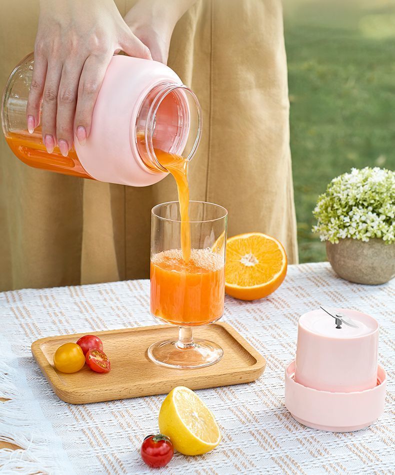 Kangli Juicer Small Portable Large Capacity Household Ton Juicing Cup Outdoor Wireless Fresh Juice Machine_voghion.com