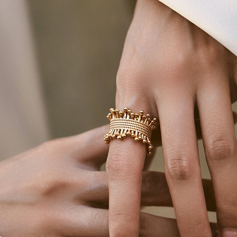 Stacked exaggerated personality bracelet open ring shell design bow irregular wide version retro ring_voghion.com