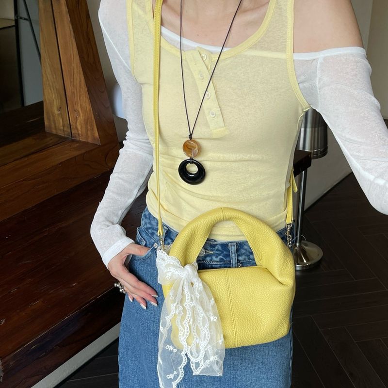 Borsa a tracolla multifunzionale da donna in stile dolce, in pelle di vacchetta con motivo a nuvola, primavera ed estate 2025, nuova di zecca_voghion.com