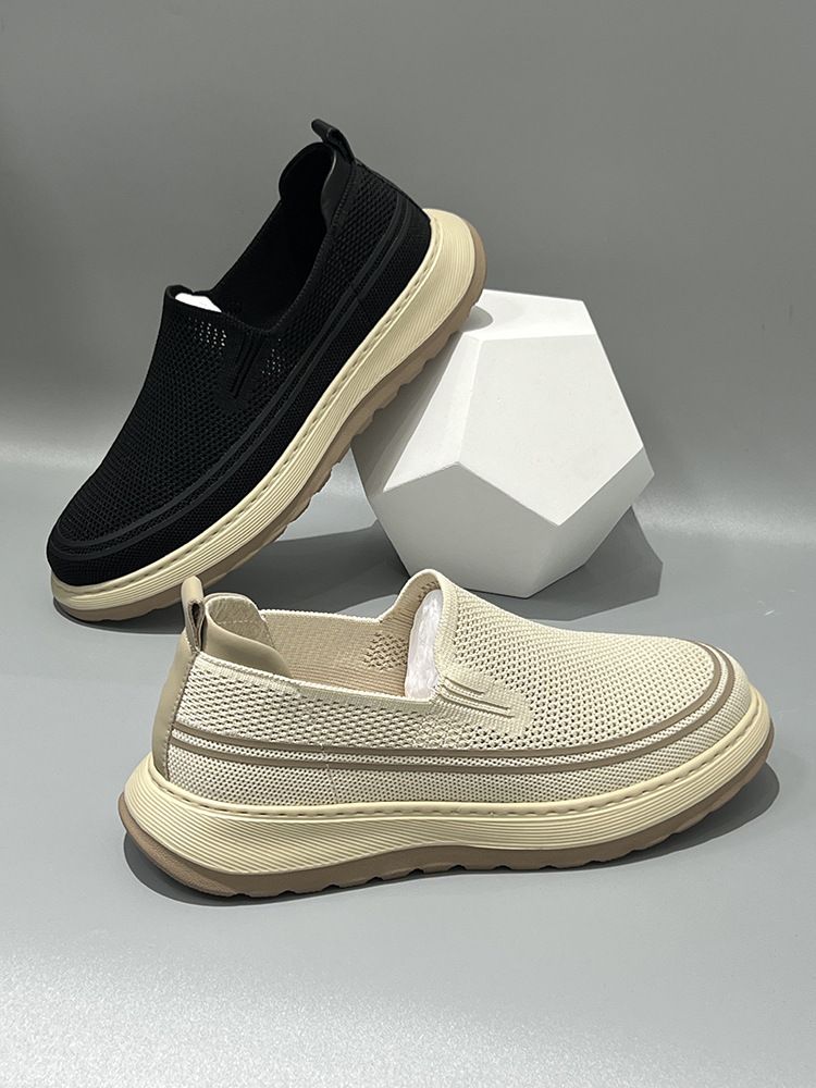 Summer New Breathable Lightweight Thin Casual Soft Sole Slip-On Deodorant Mesh Shoes Men_voghion.com