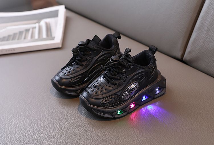 Nuove scarpe sportive casual per bambini con luci e scarpe da corsa luminose, scarpe leggere con suola morbida per bambini di taglia media e piccola_voghion.com