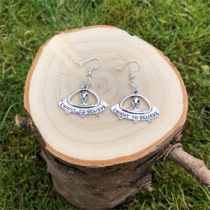 Boucles d'oreilles extraterrestres OVNI européennes et américaines, crochets d'oreilles, processus de galvanoplastie, cadeaux intéressants faits à la main, vente en gros_voghion.com