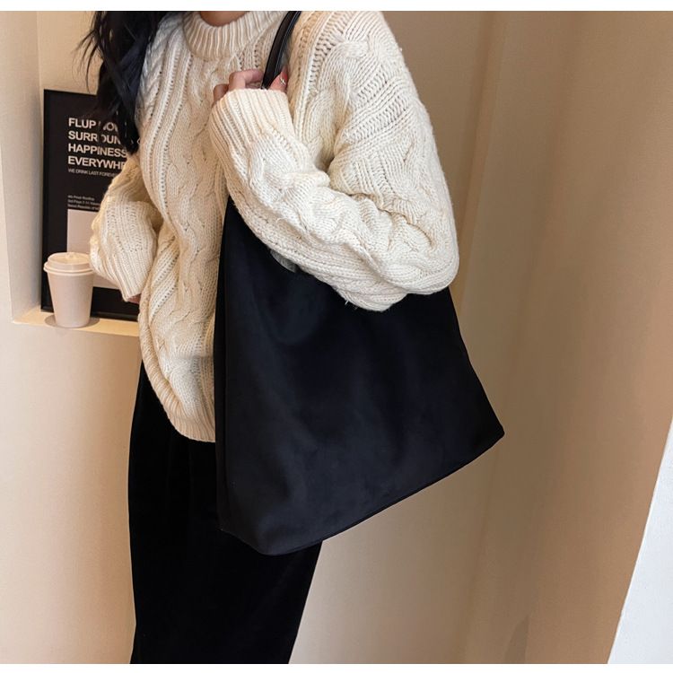 Retro Matte Big Bag Women's 2025 New Autumn And Winter Large-capacity Shoulder Bag, High-end Sense Of Commuting To Work Tote Bag_voghion.com