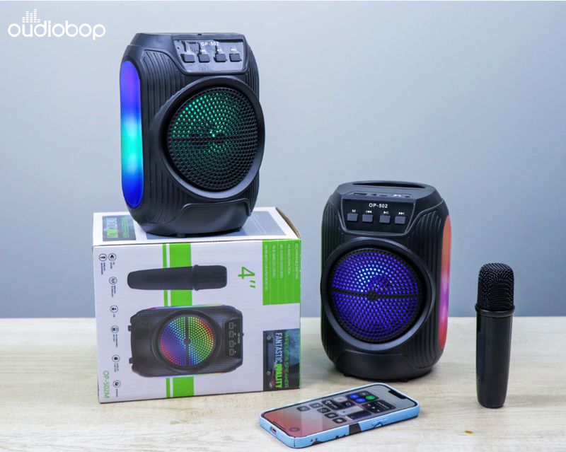 Tragbarer Bluetooth-Lautsprecher, Subwoofer, Heim-Handyhalter, tragbarer Karteneinsatz, LED-Licht, Kunststoffnetz-Lautsprecher_voghion.com