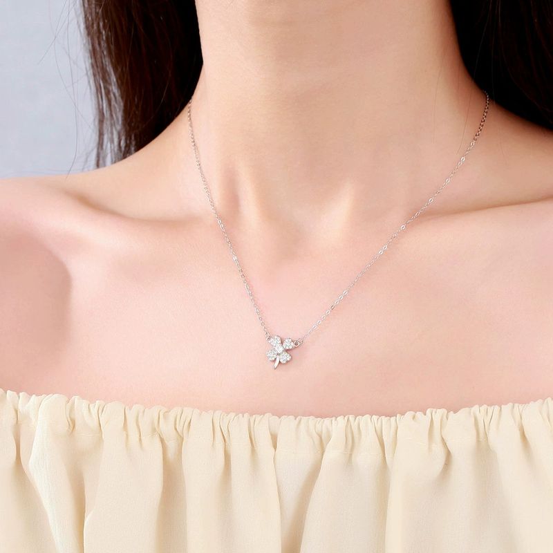 Collana a quattro foglie in argento puro 999 con catena per clavicola e zirconi, accessorio regalo di alta qualità a forma di quadrifoglio portafortuna_voghion.com