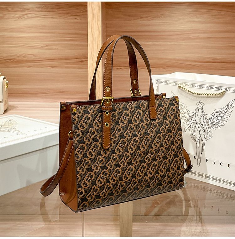 Borsa a tracolla grande capacità per donna nel 2024 inverno, nuova pelle morbida di alta qualità e alla moda per donna, tracolla atmosferica per mamma_voghion.com