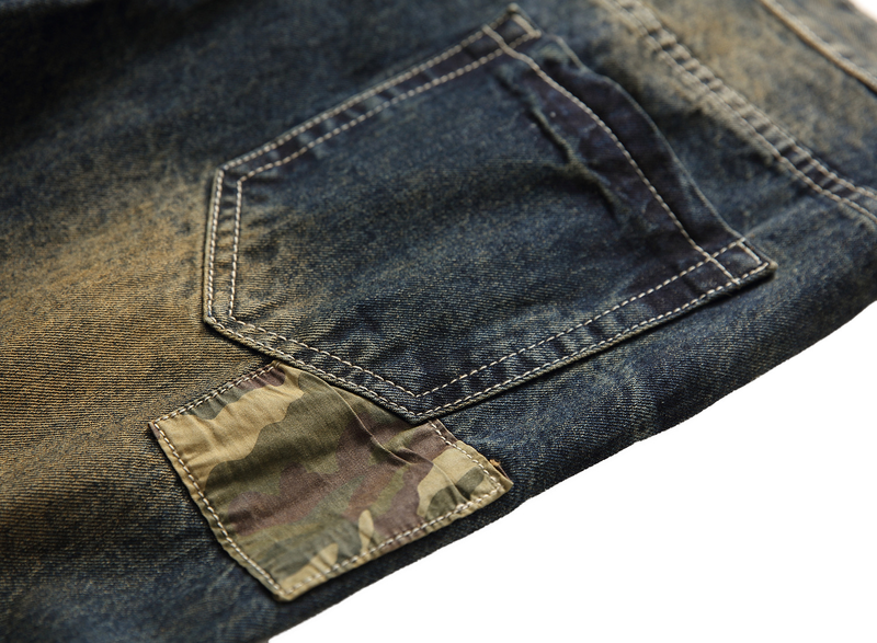 Straight Cut Hole Jeans With Floral Patches Men's Long Pants_voghion.com