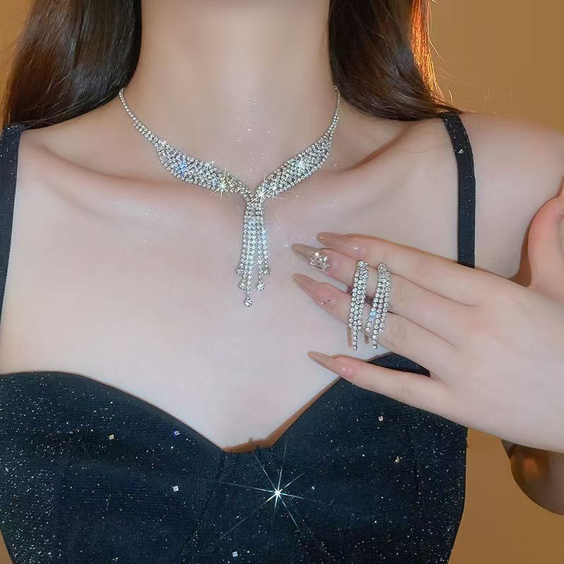 Long Tassel Necklace And Earrings Two-Piece Set Elegant Lady Luxurious Jewelry Fashion Versatile Bride Accessories_voghion.com