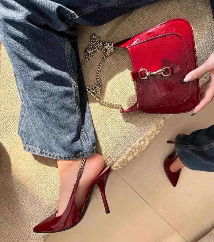 2025 Spring New Red Patent Leather Pointed Stiletto High Heels Women_voghion.com