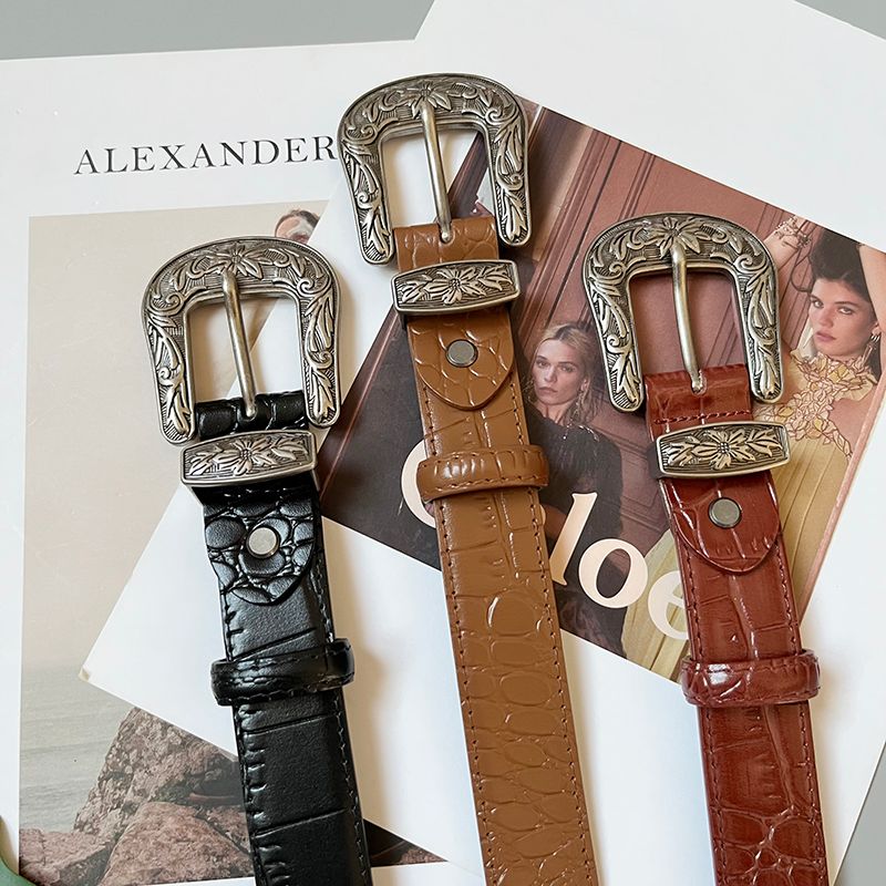 Neuer zweilagiger Retro-Rindsledergürtel im Hong Kong-Stil mit eleganter französischer geschnitzter silberner Dornschließe zum Straffen der Taille und passend zu Jeans_voghion.com