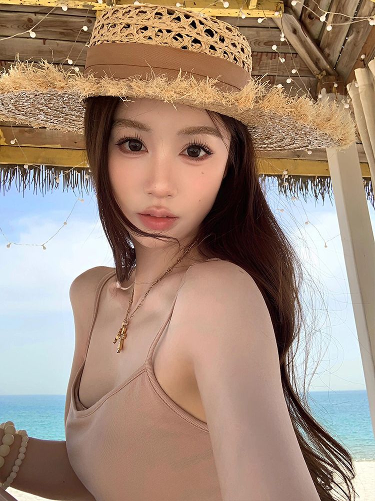 Cappello di paglia a tesa larga da donna, con protezione solare per le vacanze in spiaggia_voghion.com