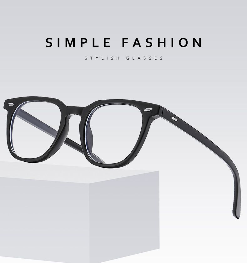 Nuovo Ultra Anti Blue per le donne, look snellente alla moda. Occhiali da sole piatti con un tocco alla moda e di alta qualità. Americano_voghion.com