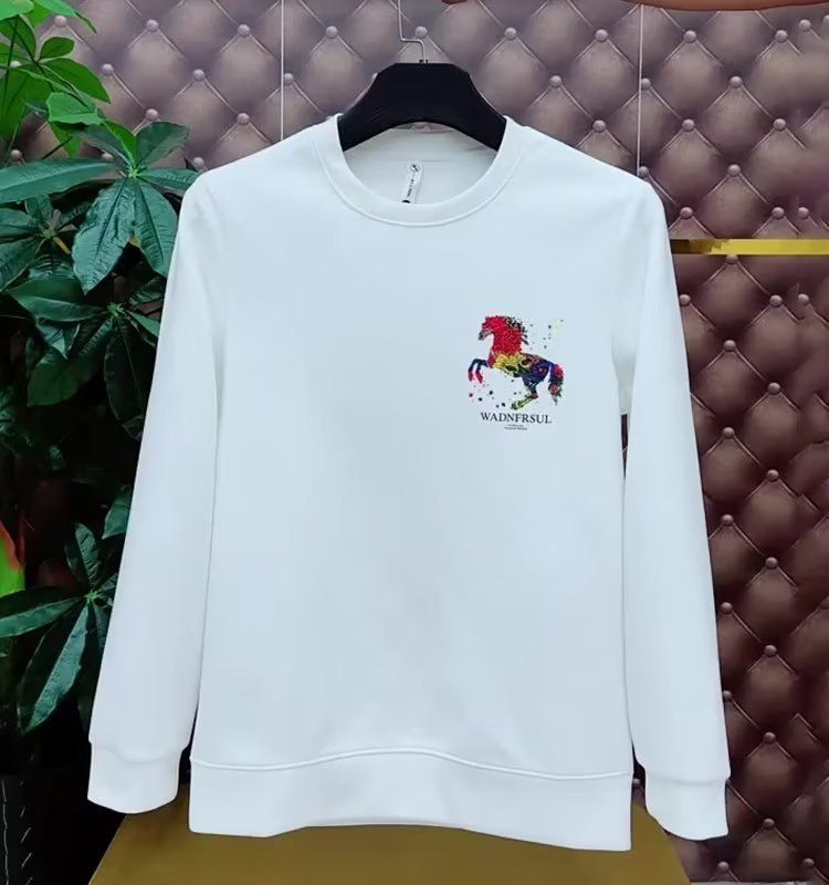 Herenkleding Dit najaar nieuwe modemerkartikelen zwarte trui met ronde hals en lange mouwen herenkleurige paardenprint plus fluwelen ondertop_voghion.com