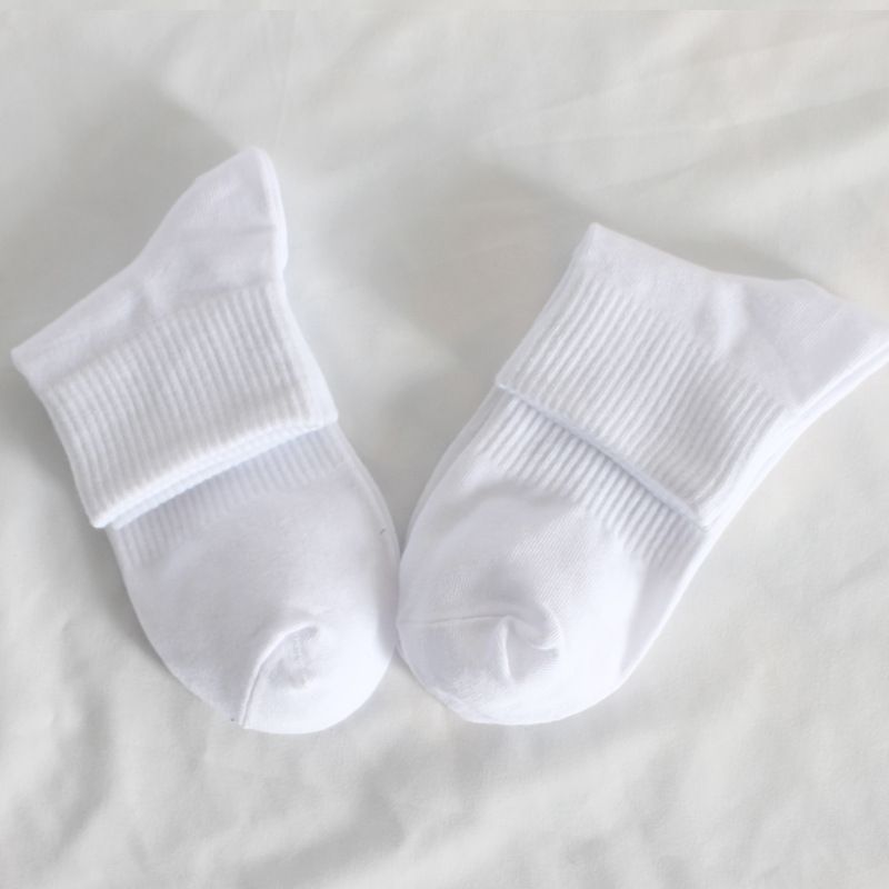Chaussettes de sport prêtes à l'emploi Chaussettes hautes pour femmes Chaussettes basses de course à pied et de randonnée Chaussettes courtes en coton absorbant l'humidité pour femmes_voghion.com