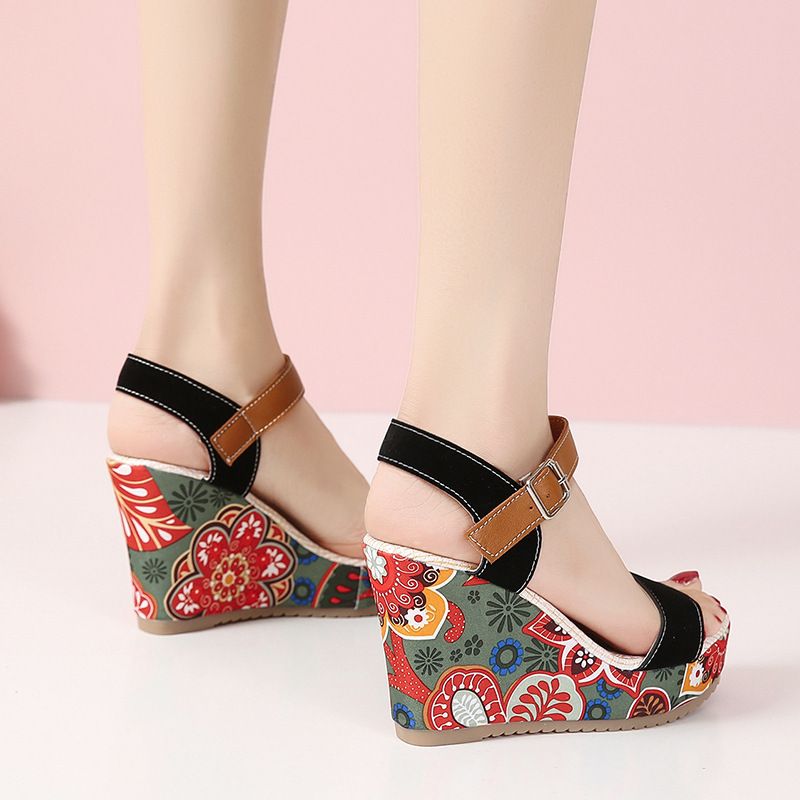 2025 New Large Shoes, High Sandals, Slope Heels, Embroidered One Word Buckle With Open Toe Thick Bottom, Women's_voghion.com