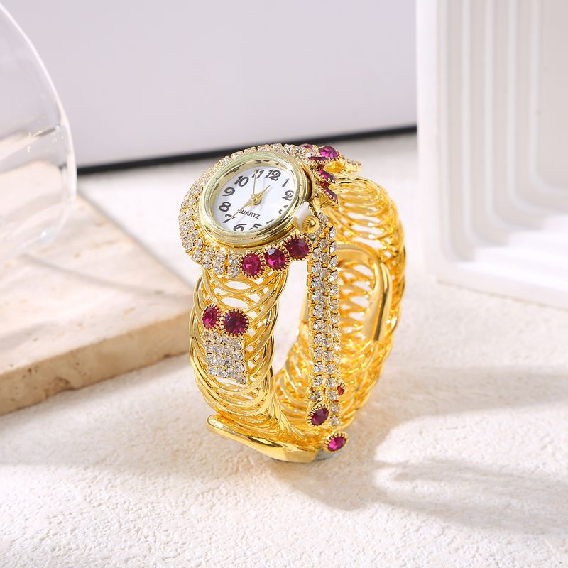 Nuovo orologio al quarzo con bracciale a nappa da donna, con diamanti, stile trendy e di alta gamma_voghion.com