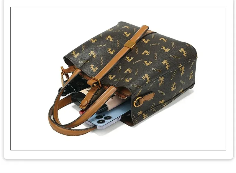 COCIO Designer New Letter Printed Shoulder Simple And Versatile Vintage Mailman Casual Classic Bucket Bag_voghion.com