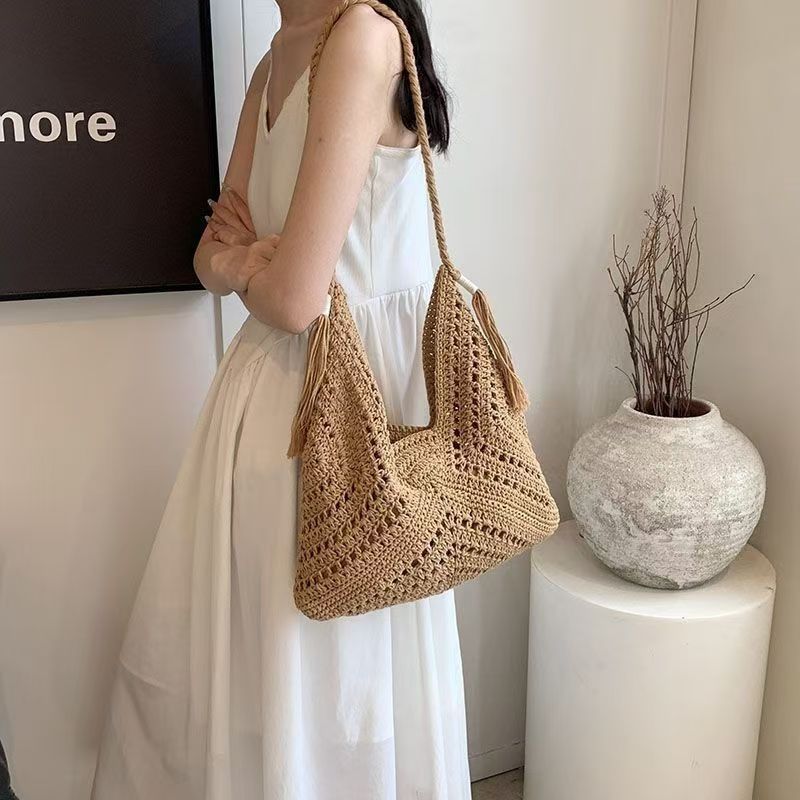Mode Gewebt Für Frauen Sommer Neue Strand Gestrickte Casual Quaste Tote Schulter Tasche Hohl Große Kapazität_voghion.com
