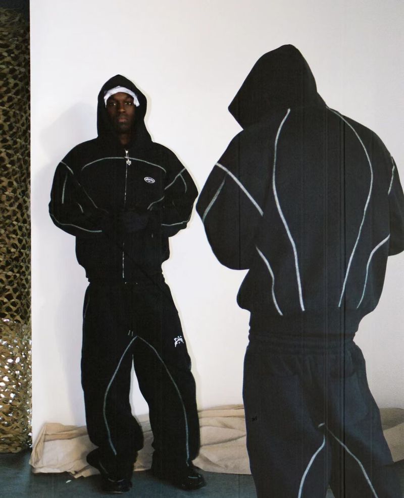 "Y2K Printed Windbreaker Set – Streetwear Zip-Up Hoodie & Joggers With Bold Typography (Black/Navy/Light Blue)"_voghion.com