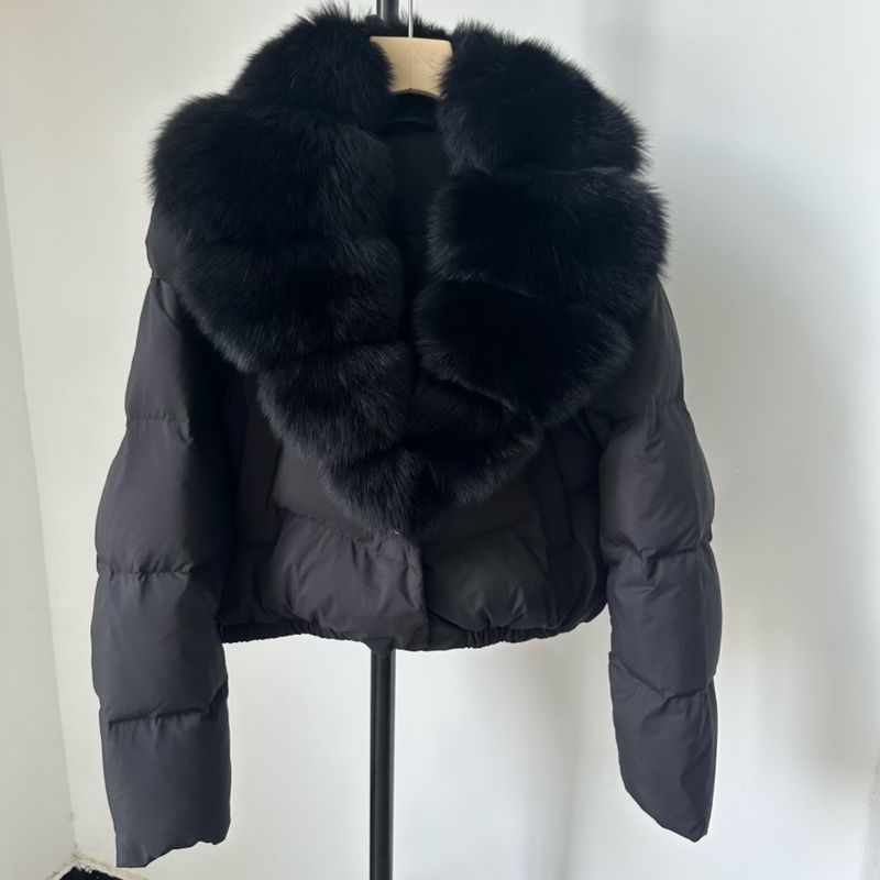 Luxury Winter Short Down Jacket For Women With Detachable Fox Fur Collar, Fashionable & Warm Puffer Coat, Elegant Casual Outerwear_voghion.com