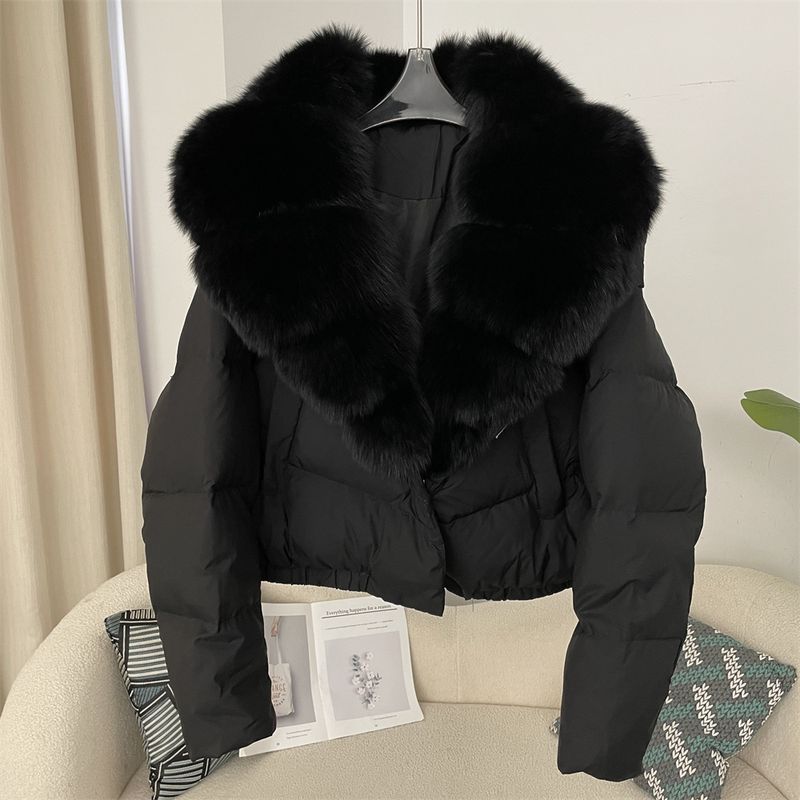 Piumino corto da donna con collo oversize in pelliccia di volpe - Cappotto invernale alla moda con piumino d'anatra bianca, pelliccia staccabile, vestibilità ampia, vari colori_voghion.com