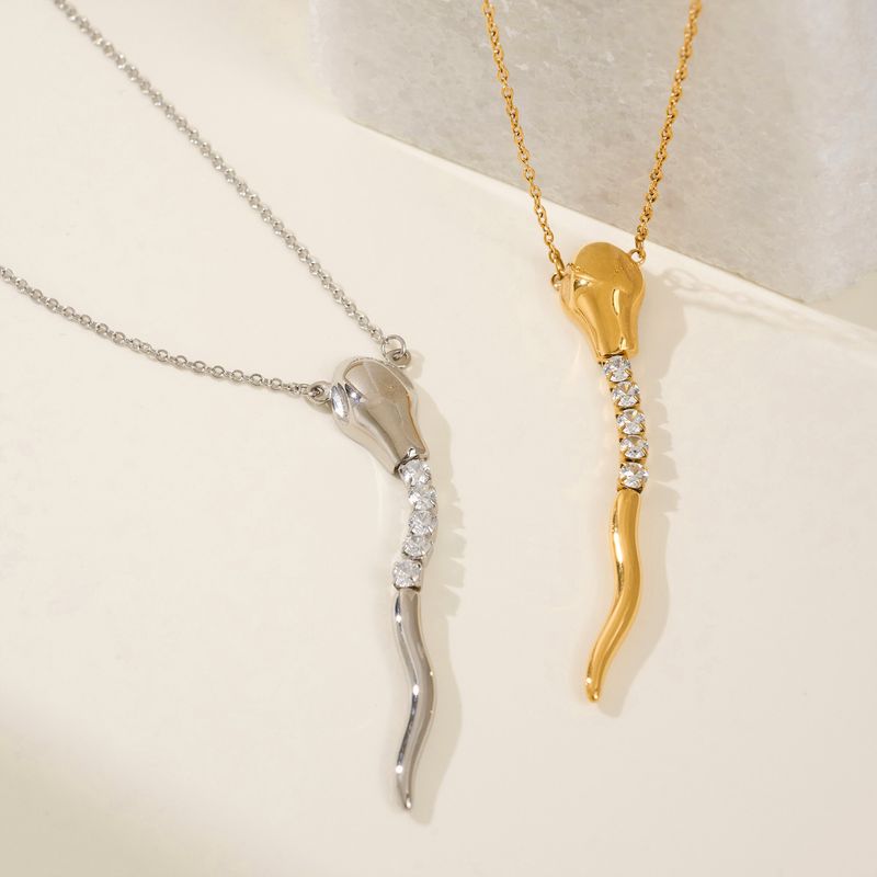 Women's Jewelry Gold Plated Titanium Steel Light Luxury Fashionable Unique Snake Shaped Zircon Clavicle Chain Set_voghion.com