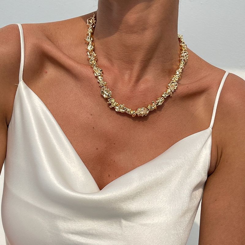 Plissierte Halskette aus flüssigem Metall im Punk-Stil für Damenmode, unregelmäßige Lavakette, Schlüsselbeinkragen_voghion.com