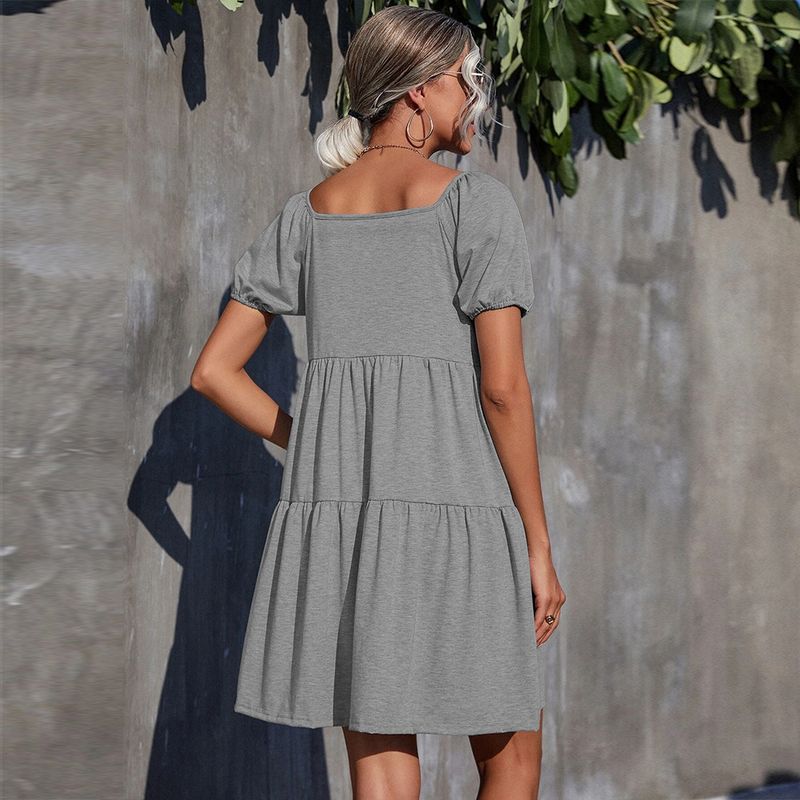 2023 Abito da donna in tinta unita nuovo stile semplice da donna Abito da temperamento con scollo quadrato lavorato a maglia da donna_voghion.com