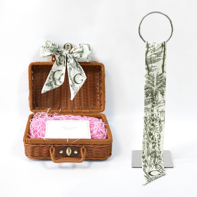 26 carte dei tarocchi dell'alfabeto, nastro, borsa, cravatta, scatola regalo per le feste, versatile fascia per capelli, decorazione, piccola sciarpa all'ingrosso_voghion.com