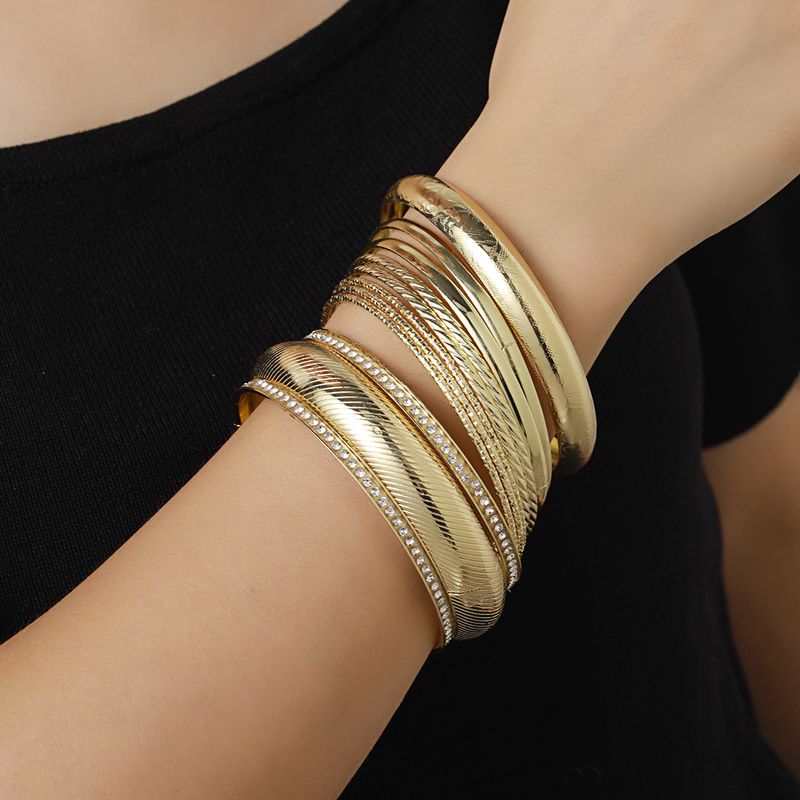 New Bracelet Bracelet Set Of 9 Fashionable And Personalized Texture Multi-layer Haoshi Alloy Bracelet Bracelet Set_voghion.com