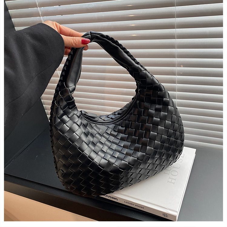 Sac tissé haut de gamme de style français pour femme, élégant et polyvalent, sac à bandoulière à texture de niche pour les déplacements quotidiens_voghion.com