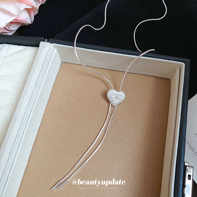 Herzschleife Verstellbare Pull-Halskette Mode Einfache Nischenpullover Leichte Luxus High-End-Schlüsselbeinkette_voghion.com