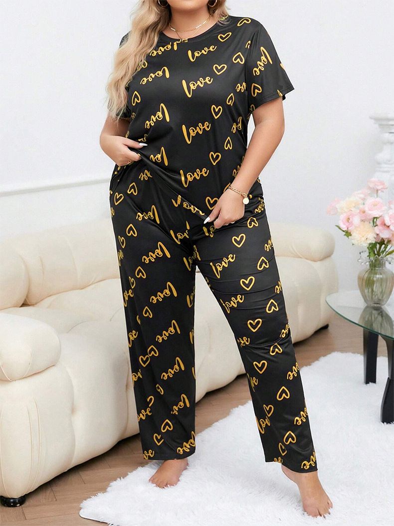 Kadınlar için İç Giyim ve Pijama tarzı ev giyim, büyük beden ve şişman aşk baskılı yuvarlak yakalı kısa kollu pantolon takımı_voghion.com