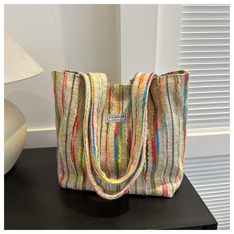 Large Capacity Stripe Handbag 2024 Summer Commuter Fashion Casual Western Style One Shoulder Underarm Tote Bag_voghion.com