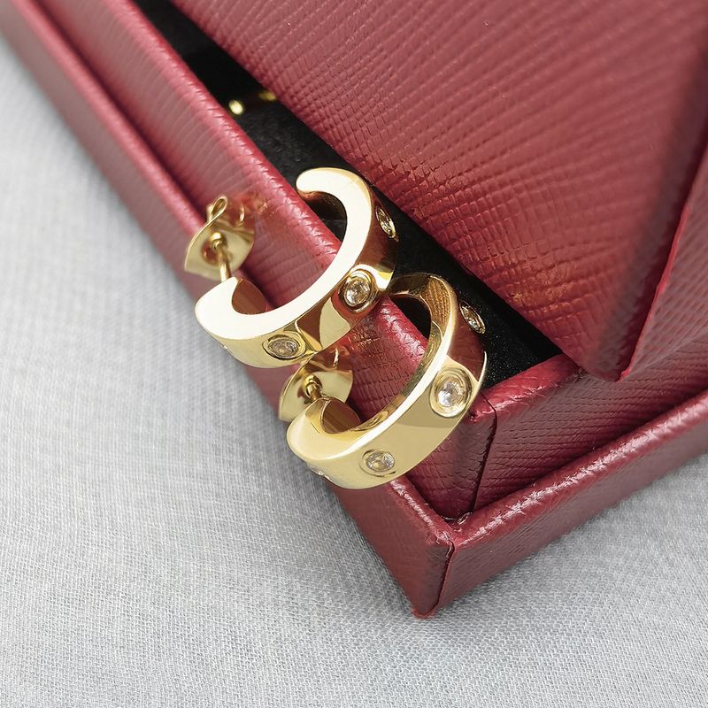 Classic LOVE Style C Shaped Gold Earrings Female_voghion.com